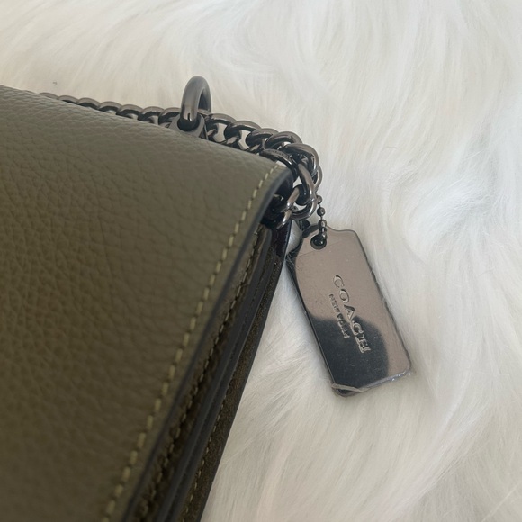 Coach Klare Crossbody Bag Olive Green Pebbled Leather Gunmetal Chain 2022-C8690 - Picture 3 of 9